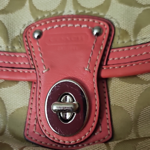 Stylish Pink and Tan Women's Bag - Picture 3 of 6